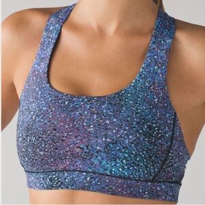 Lululemon Women’s Fast Lane Bra Size 4